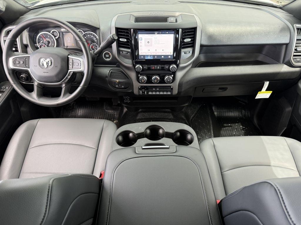 RAM 3500 Crew Cab 4WD DRW 2026