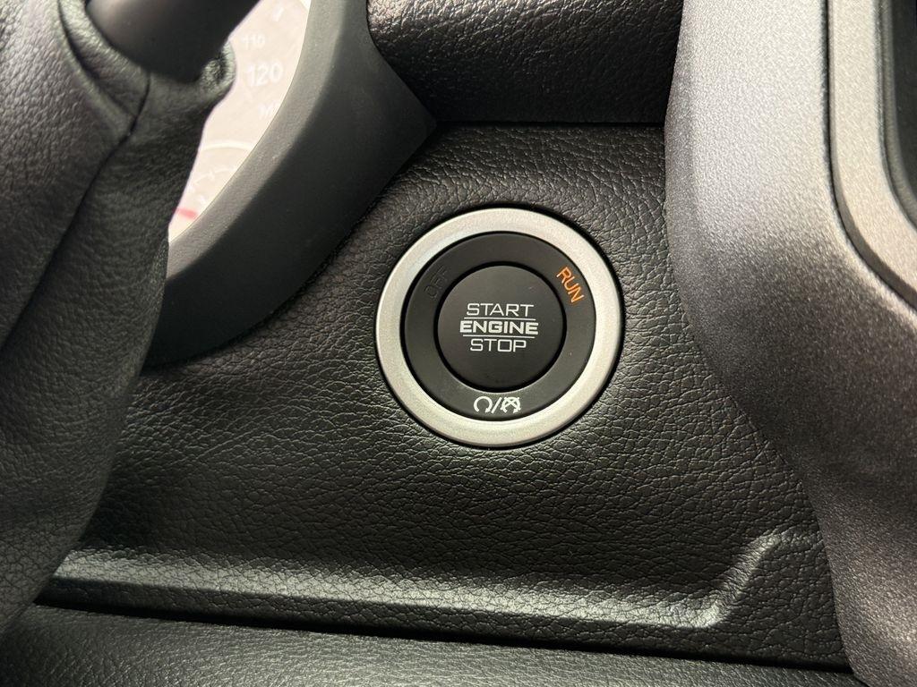 RAM 3500 Crew Cab 4WD DRW 2026
