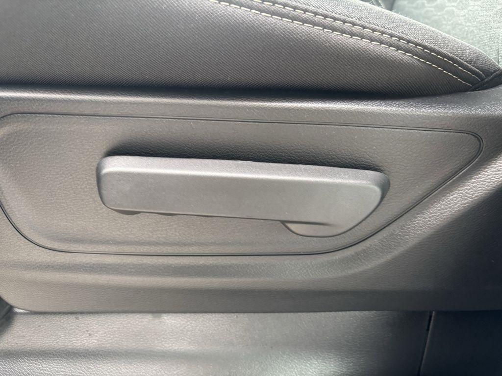 RAM 1500 Tradesman Crew Cab SWB 4WD 2026