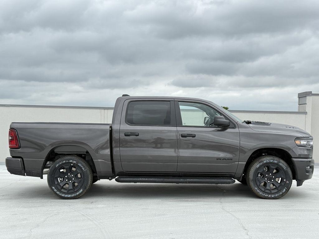 RAM 1500 Tradesman Crew Cab SWB 4WD 2026