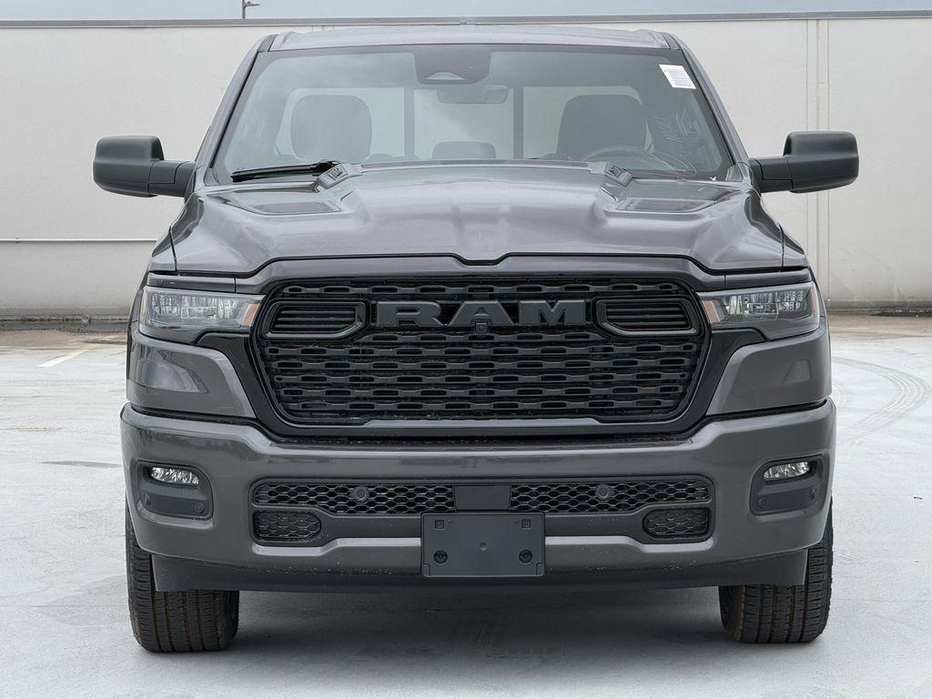 RAM 1500 Tradesman Crew Cab SWB 4WD 2026