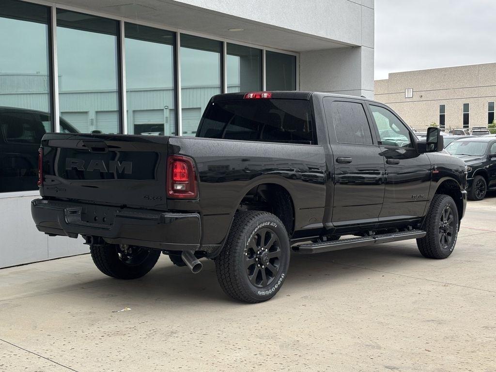 RAM 2500 Big Horn Crew Cab 4WD 2026