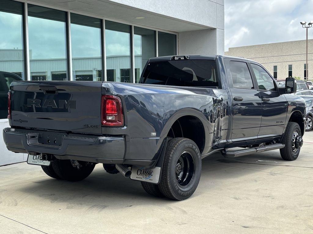 RAM 3500 Big Horn Crew Cab LWB 4WD DRW 2026