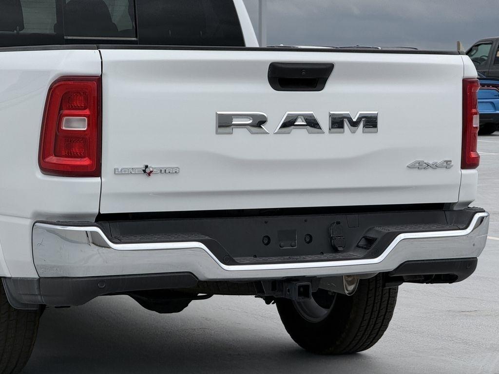 RAM 1500 Big Horn Crew Cab SWB 4WD 2026