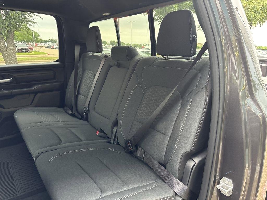 RAM 1500 Tradesman Crew Cab SWB 4WD 2026