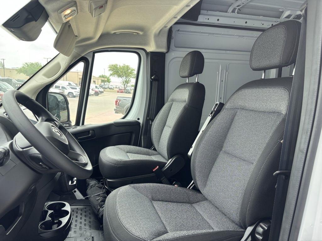 RAM Promaster 2500 High Roof 159-in. WB 2026