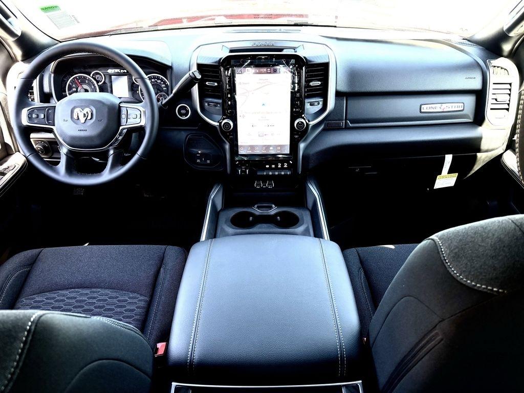 RAM 3500 Big Horn Crew Cab LWB 4WD DRW 2026