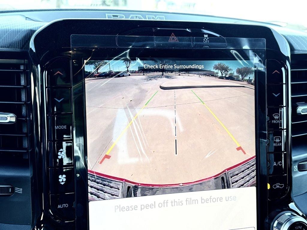 RAM 3500 Big Horn Crew Cab LWB 4WD DRW 2026