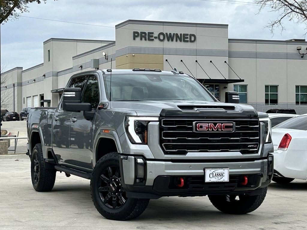 GMC Sierra 2500HD AT4 Crew Cab 4WD 2024