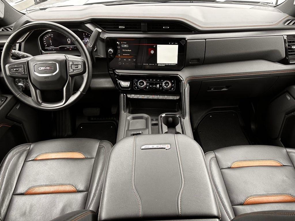 GMC Sierra 2500HD AT4 Crew Cab 4WD 2024