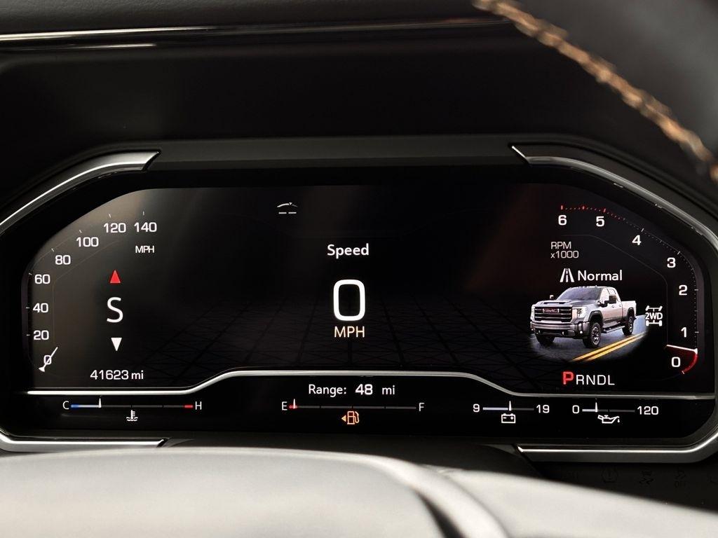 GMC Sierra 2500HD AT4 Crew Cab 4WD 2024