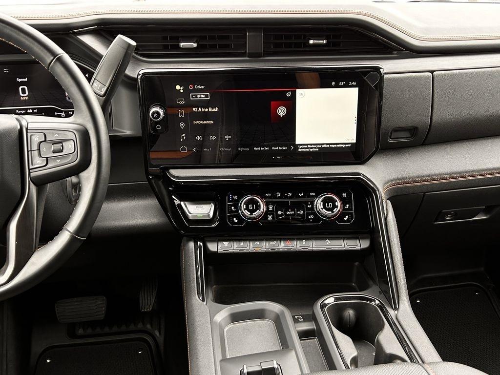 GMC Sierra 2500HD AT4 Crew Cab 4WD 2024