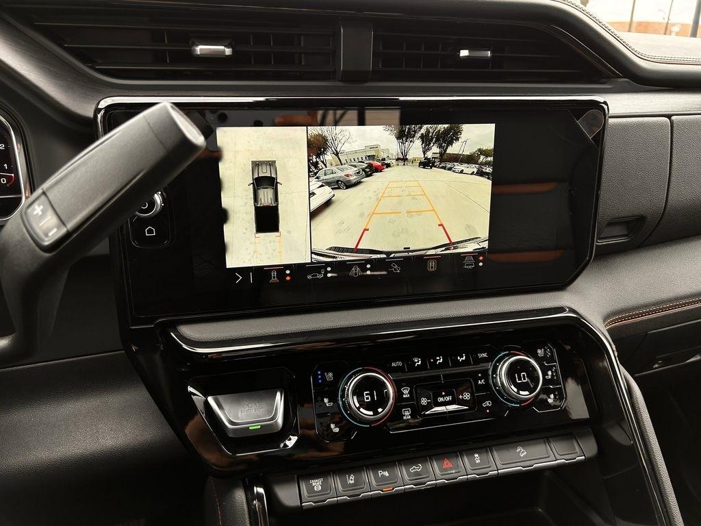 GMC Sierra 2500HD AT4 Crew Cab 4WD 2024