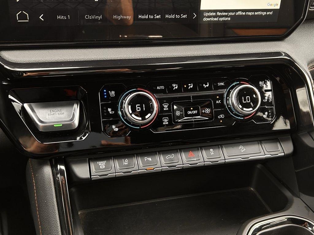 GMC Sierra 2500HD AT4 Crew Cab 4WD 2024