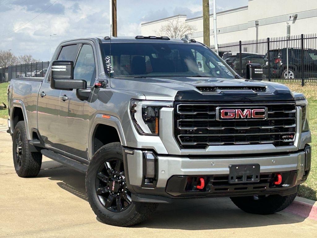 GMC Sierra 2500HD AT4 Crew Cab 4WD 2024