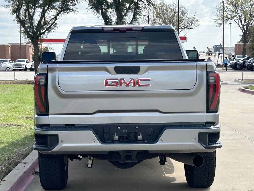 GMC Sierra 2500HD AT4 Crew Cab 4WD 2024