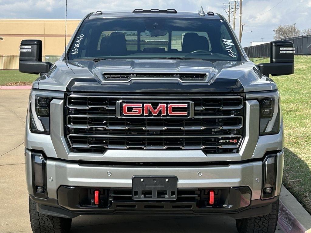 GMC Sierra 2500HD AT4 Crew Cab 4WD 2024
