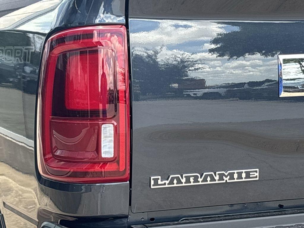 RAM 2500 Laramie Crew Cab SWB 4WD 2026