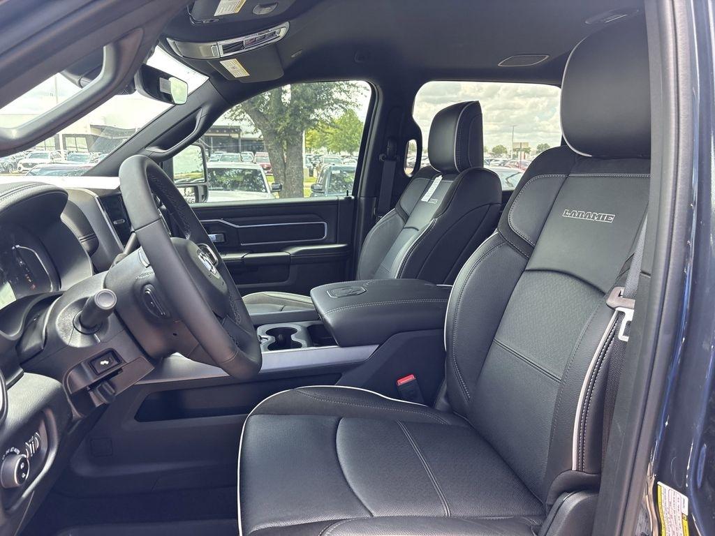RAM 2500 Laramie Crew Cab SWB 4WD 2026