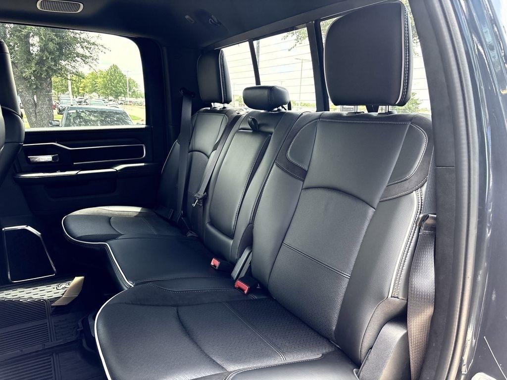 RAM 2500 Laramie Crew Cab SWB 4WD 2026