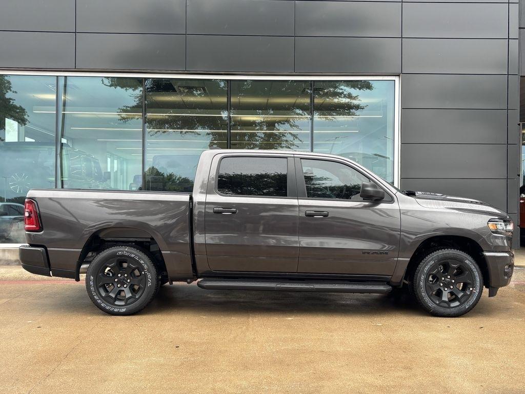 RAM 1500 Tradesman Crew Cab SWB 4WD 2026
