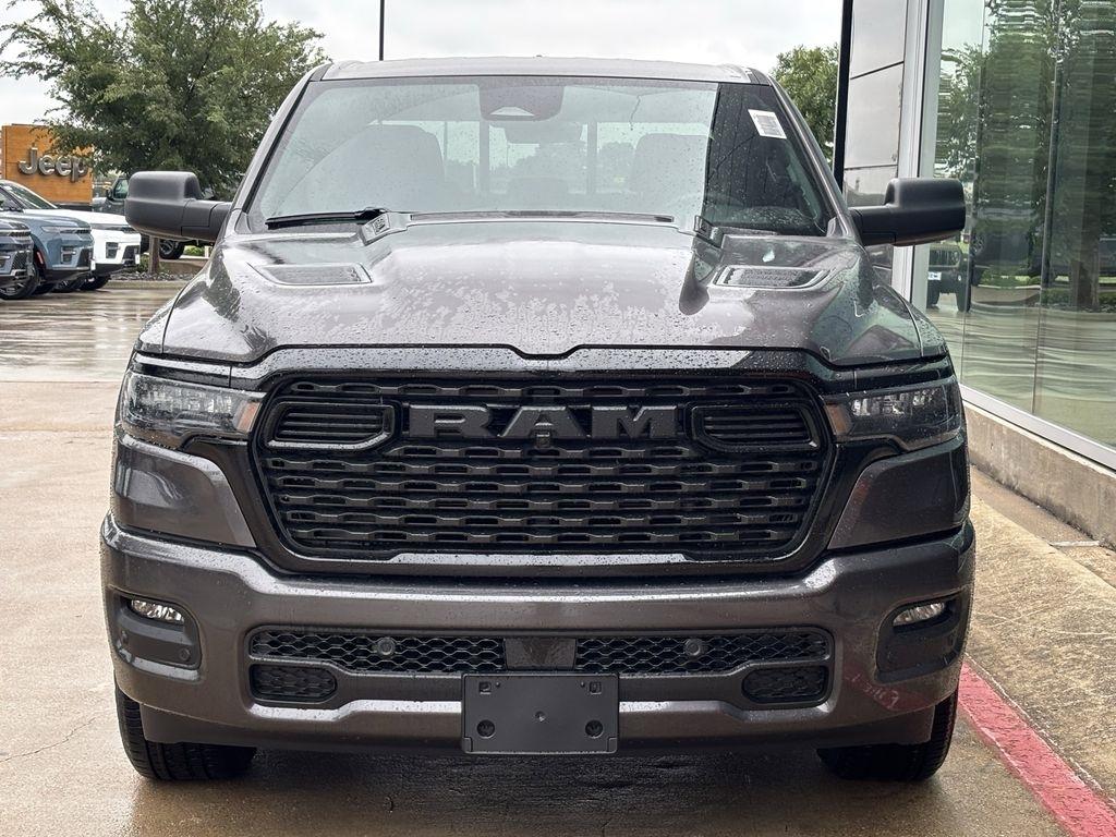 RAM 1500 Tradesman Crew Cab SWB 4WD 2026