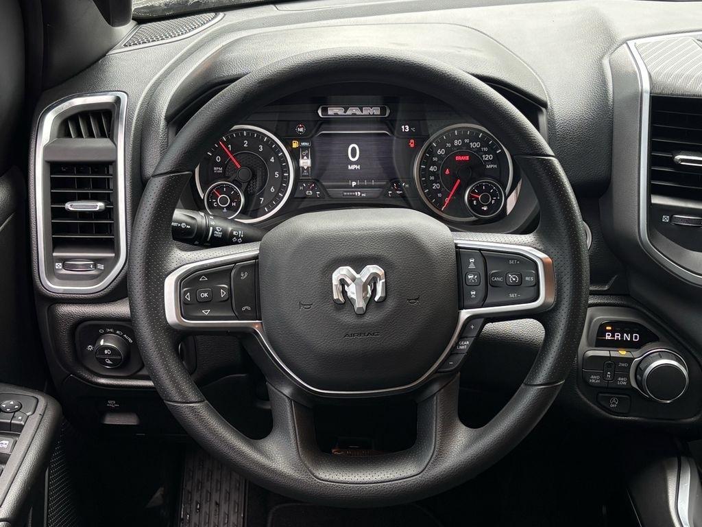 RAM 1500 Tradesman Crew Cab SWB 4WD 2026
