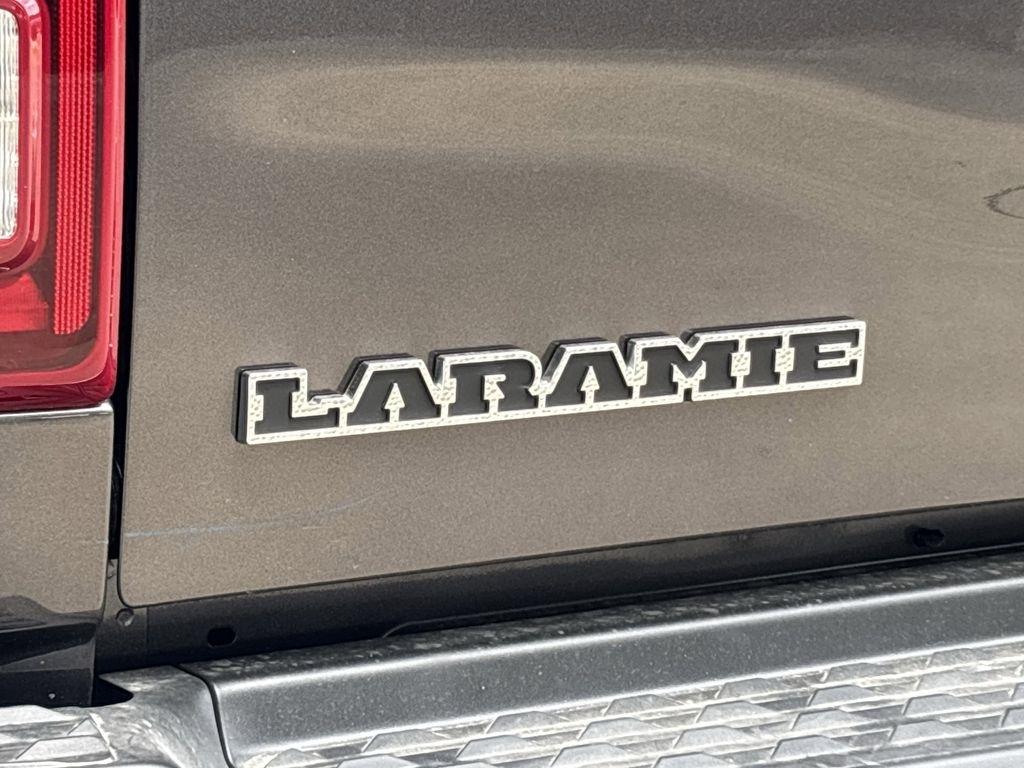 RAM 2500 Laramie Crew Cab 4WD 2026