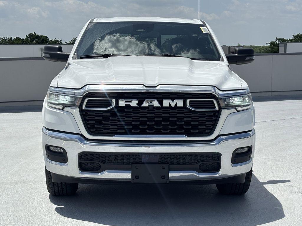 RAM 1500 Big Horn Crew Cab SWB 4WD 2026