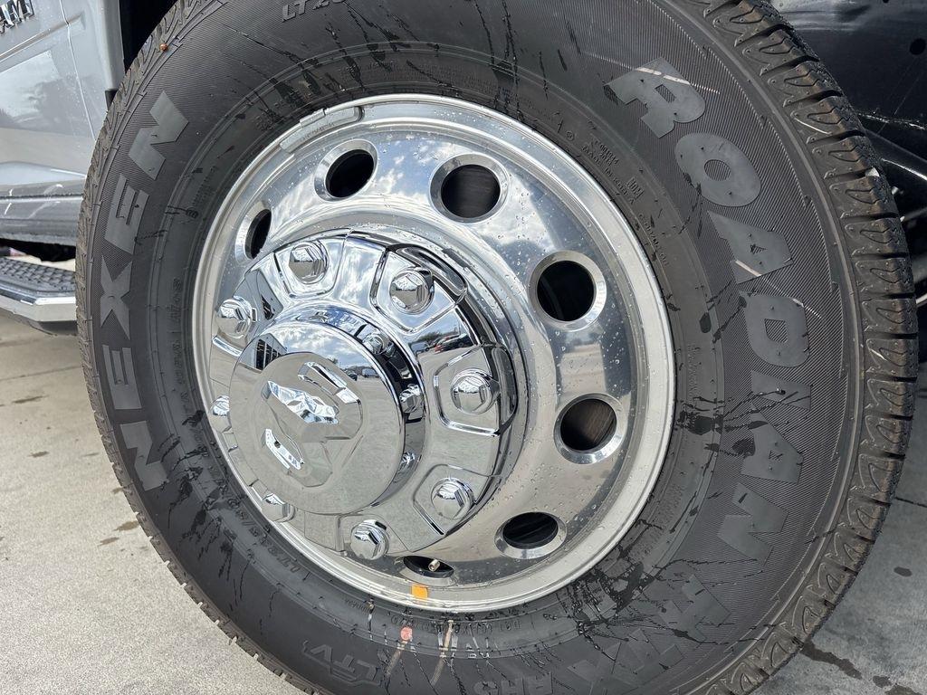 RAM 3500 Big Horn Crew Cab LWB 4WD DRW 2026