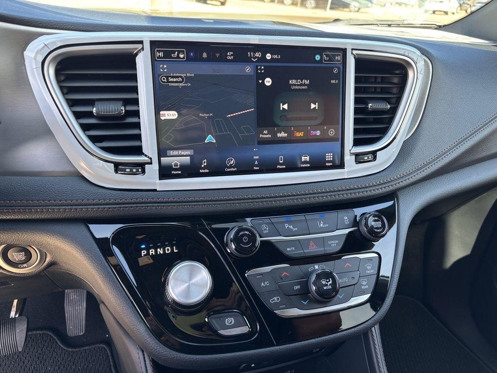 Chrysler Pacifica Pinnacle 2026