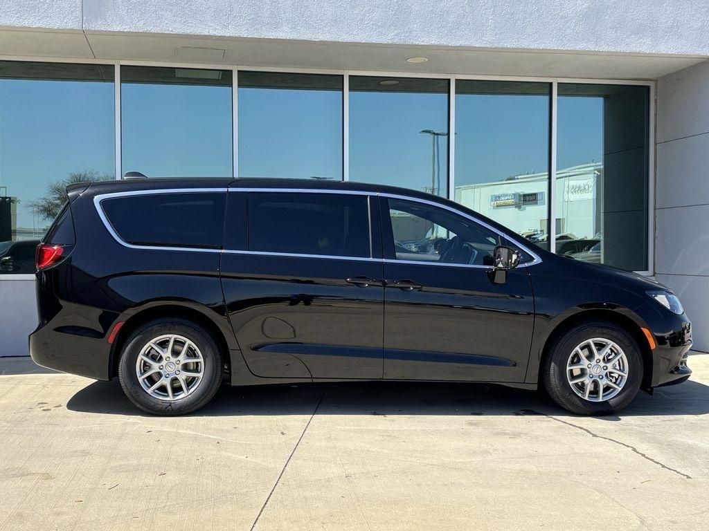 Chrysler Voyager LX 2026