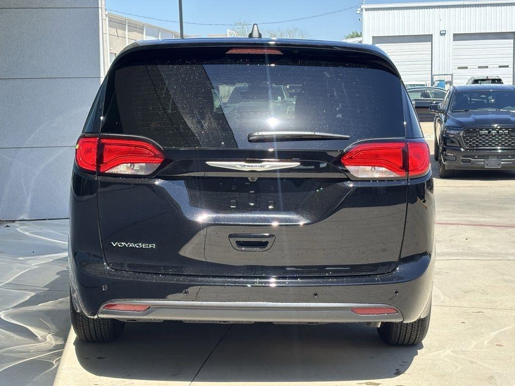 Chrysler Voyager LX 2026