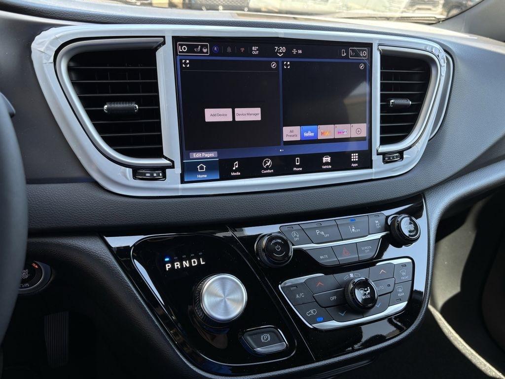 Chrysler Voyager LX 2026