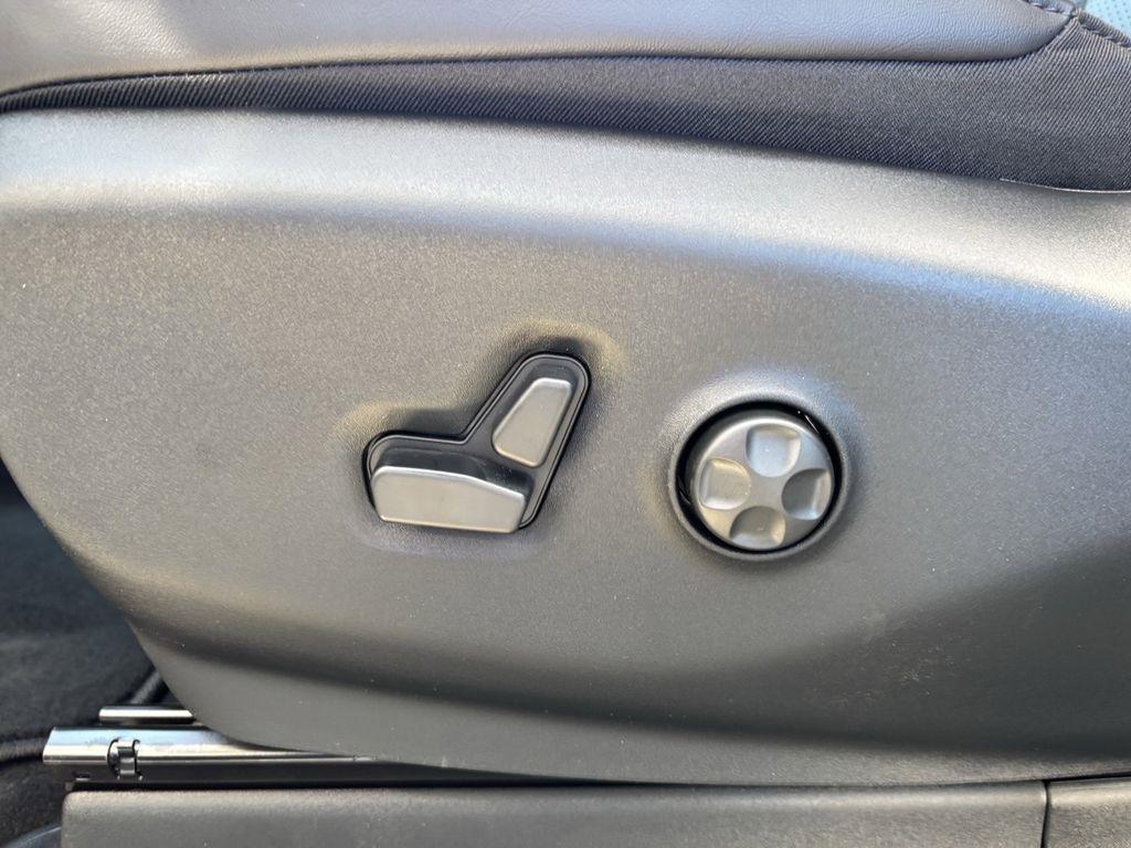 Chrysler Voyager LX 2026