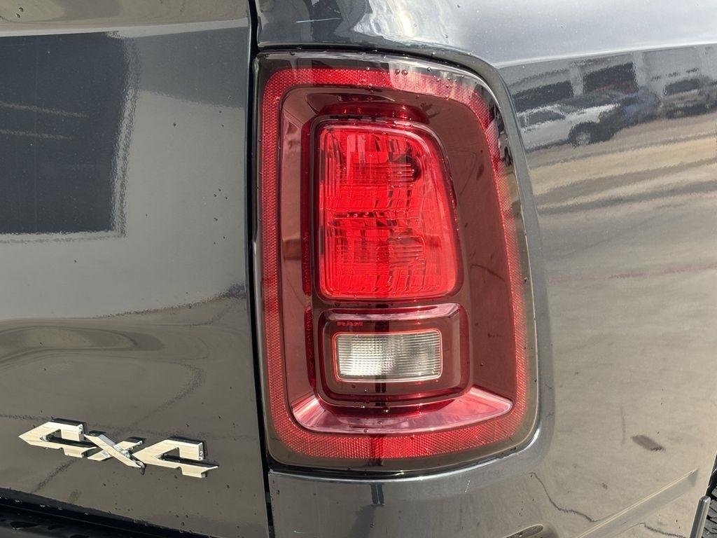 RAM 2500 Tradesman Crew Cab 4WD 2026