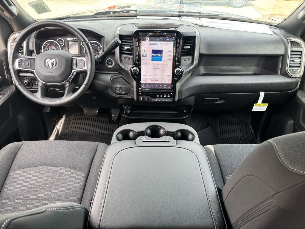 RAM 2500 Tradesman Crew Cab 4WD 2026