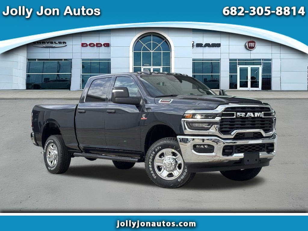 RAM 2500 Tradesman Crew Cab 4WD 2026