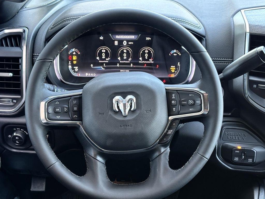 RAM 2500 Laramie Mega Cab 4WD 2026