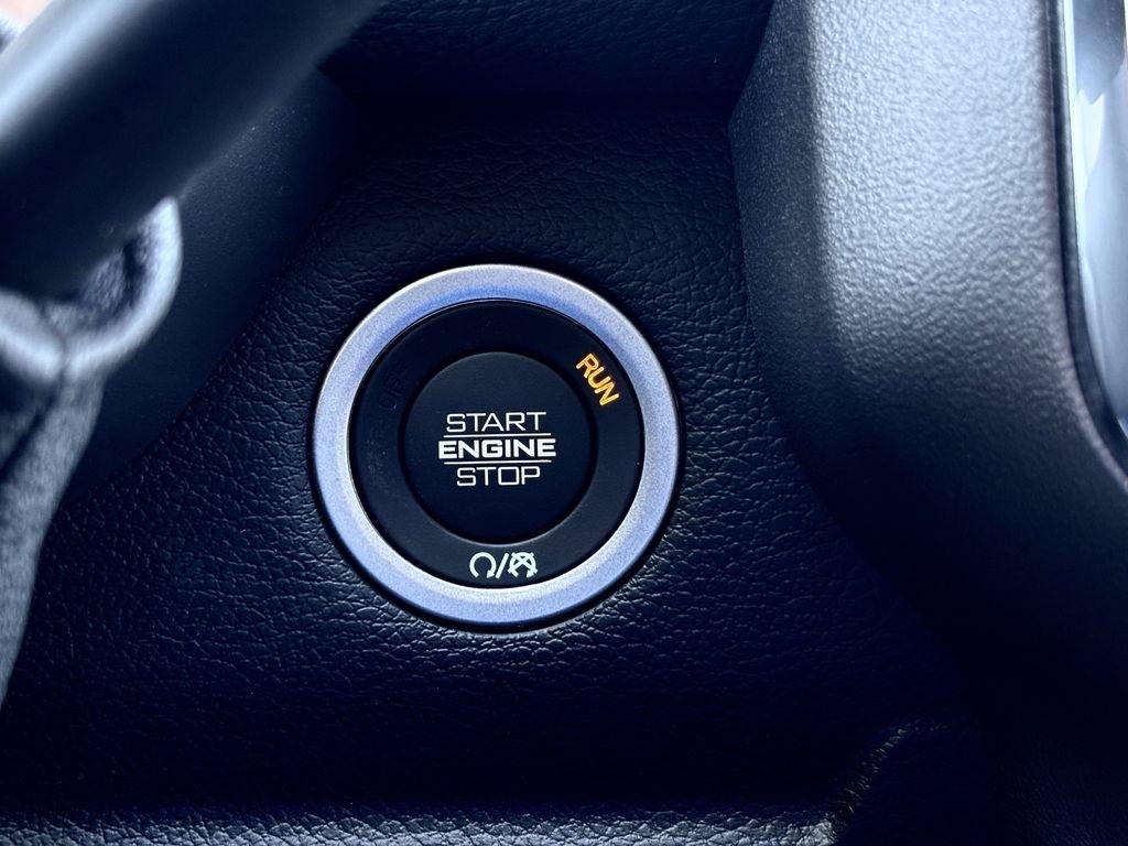 RAM 2500 Laramie Mega Cab 4WD 2026