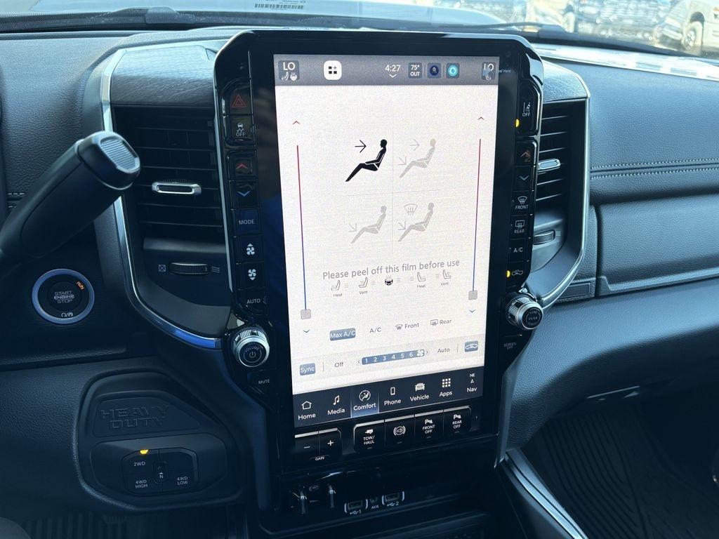 RAM 2500 Laramie Mega Cab 4WD 2026