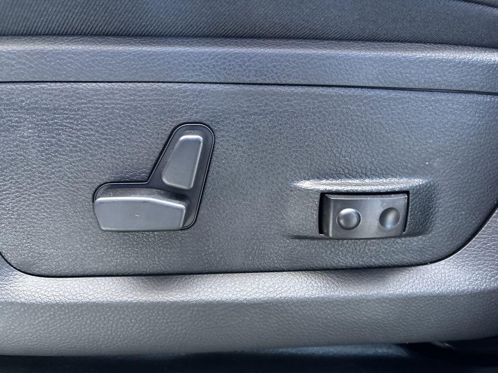 RAM 2500 Laramie Mega Cab 4WD 2026