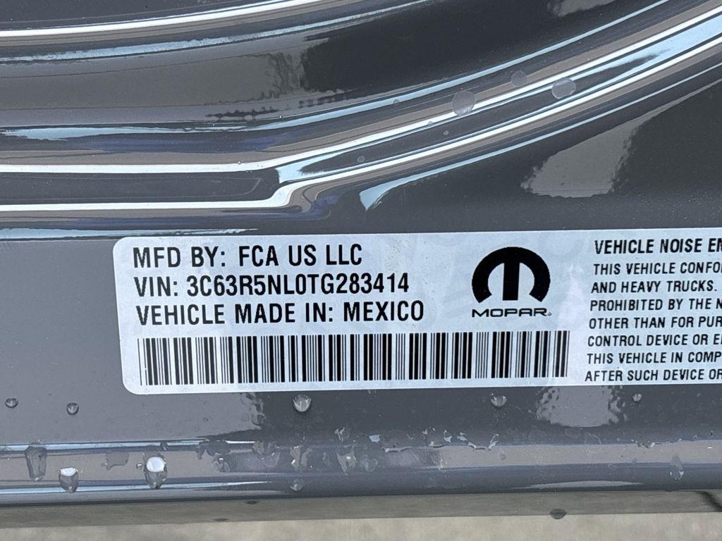 RAM 2500 Laramie Mega Cab 4WD 2026