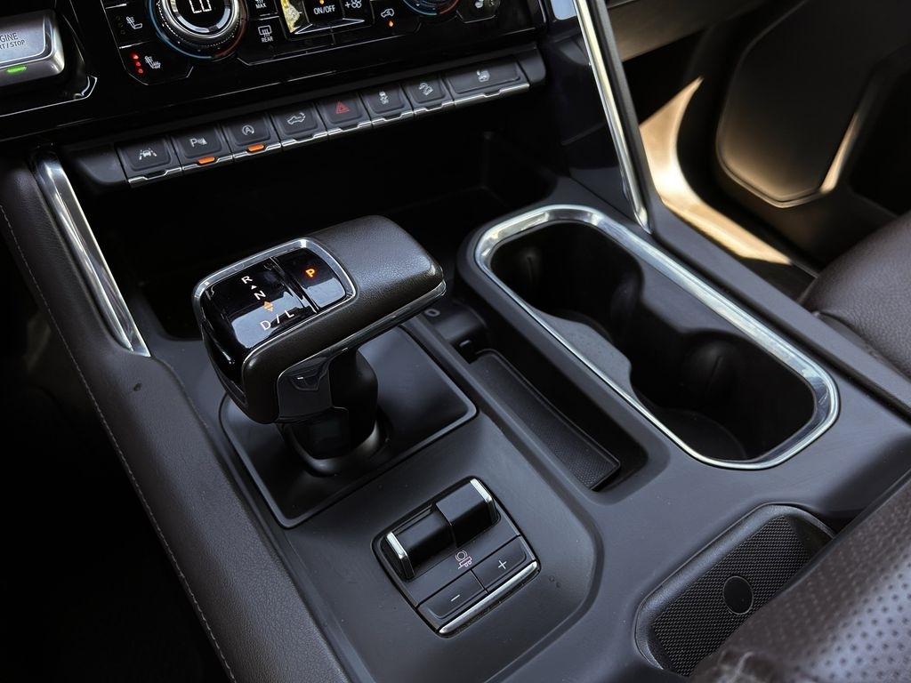 GMC Sierra 1500 Denali Crew Cab Short Box 4WD 2024