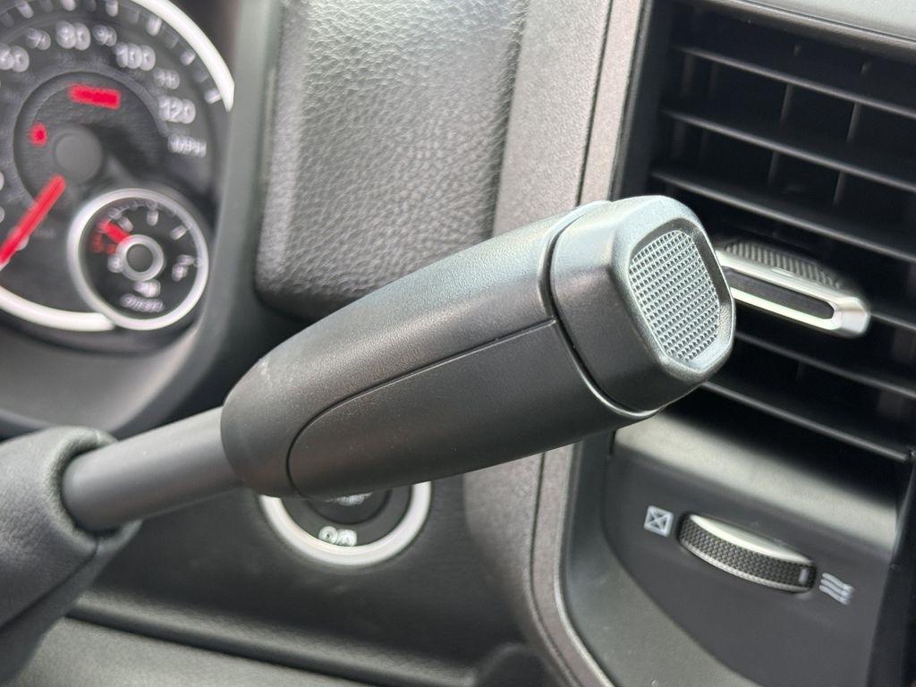 RAM 3500 Tradesman Crew Cab 4WD DRW 2026