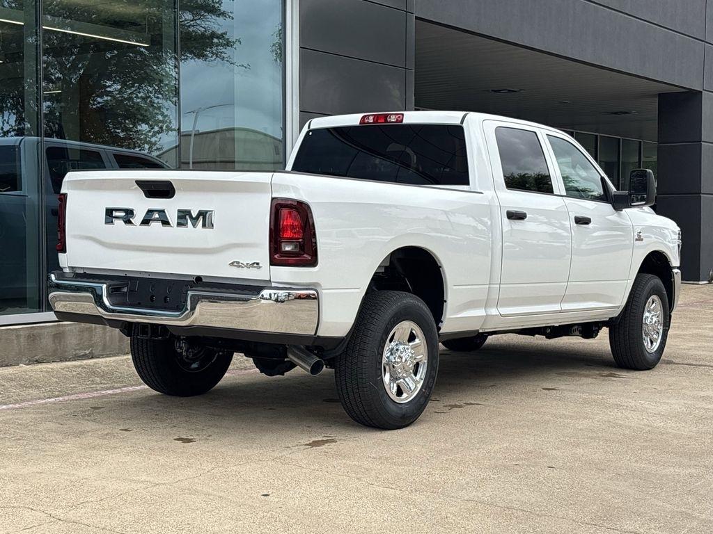 RAM 2500 Tradesman Crew Cab 4WD 2026