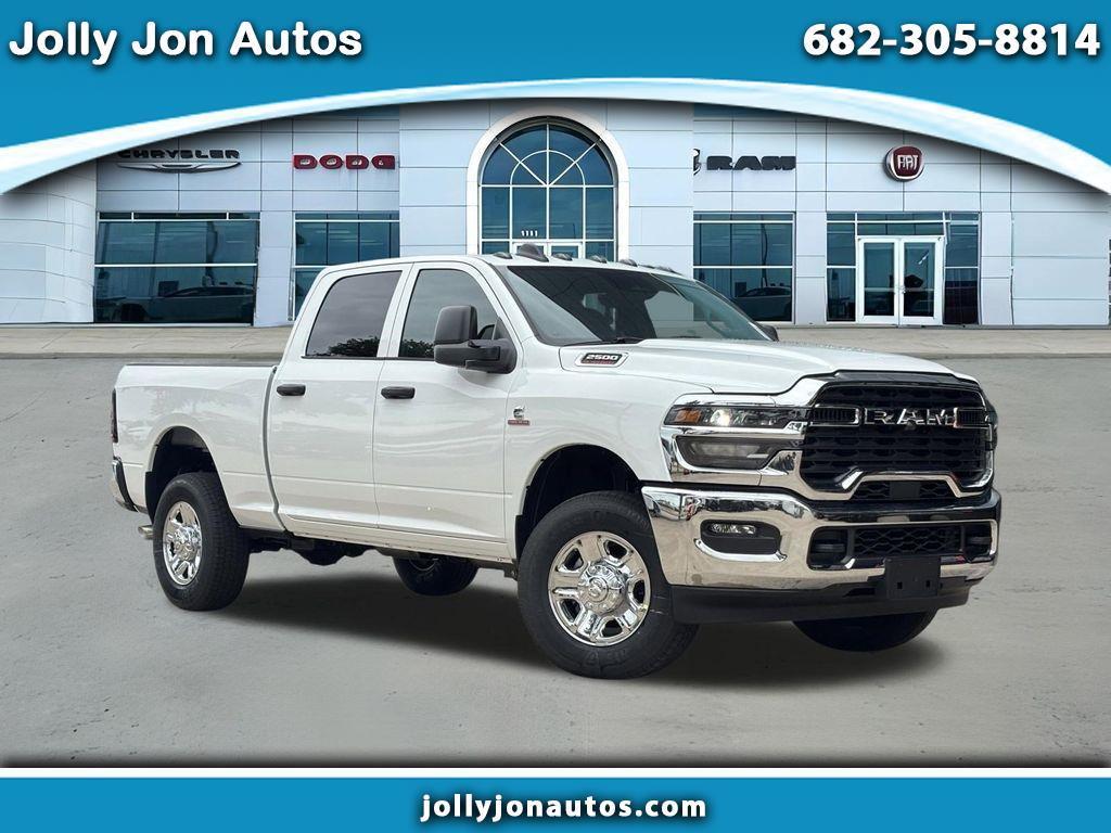RAM 2500 Tradesman Crew Cab 4WD 2026