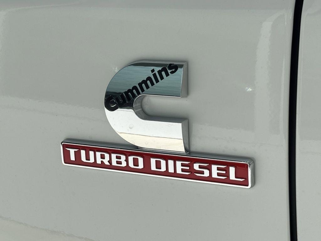 RAM 2500 Laramie Crew Cab 4WD 2026