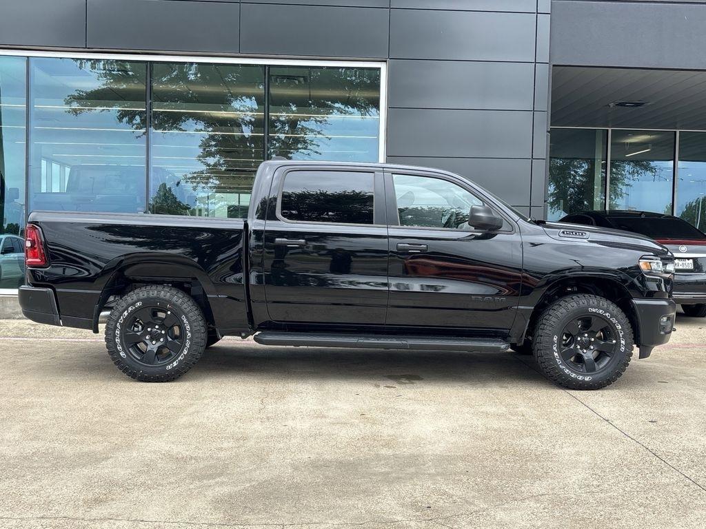 RAM 1500 Tradesman Crew Cab SWB 4WD 2026