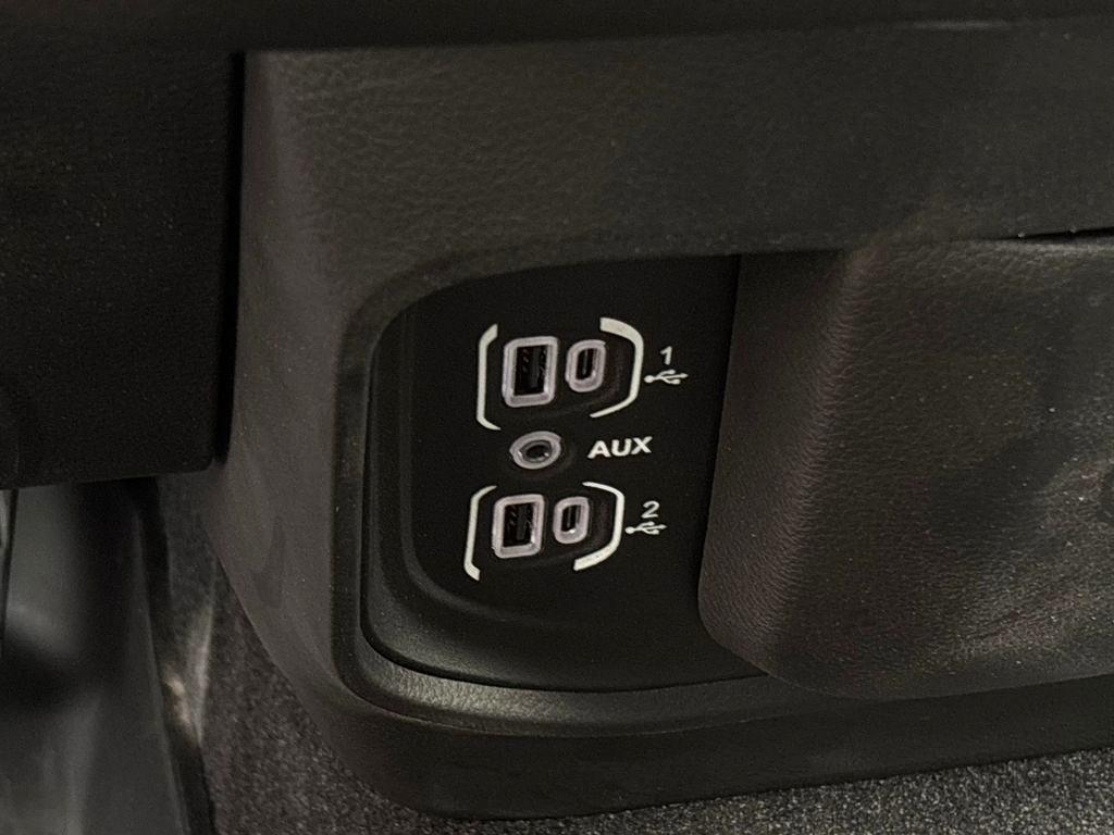 RAM 1500 Tradesman Crew Cab SWB 4WD 2026